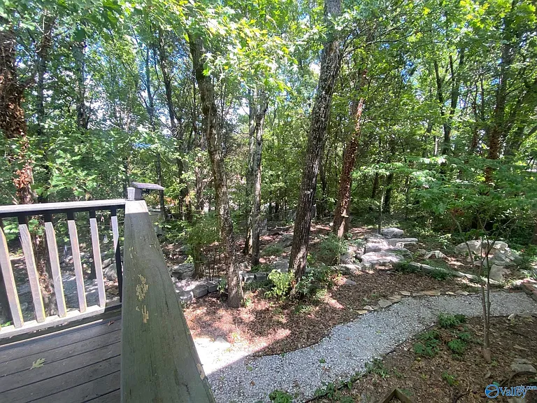 10103 Shadow Wood Dr SE — Photo 18