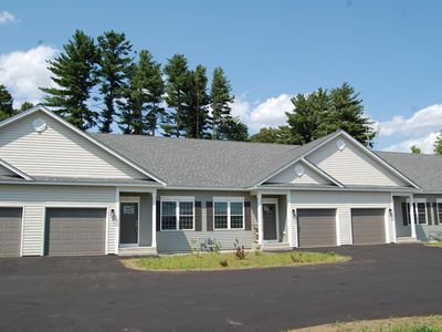 7 Martins Ferry Road #B, Hooksett, NH, 03106