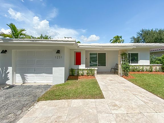 3rd image of 1231 Algardi Ave