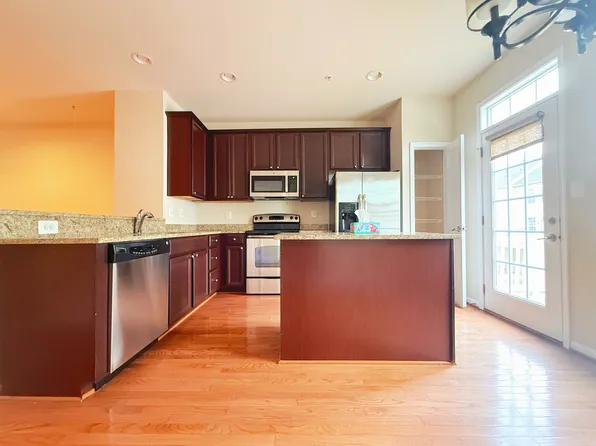 7226 Abbey Rd, Elkridge, MD 21075