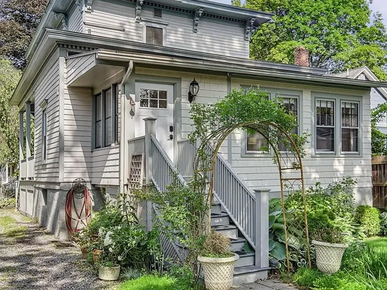 213 Park PL — Photo 45