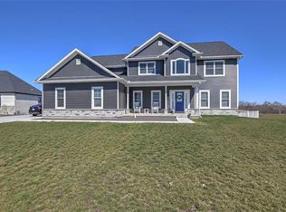 128 Shadow Ridge Blvd, Forsyth, IL 62535