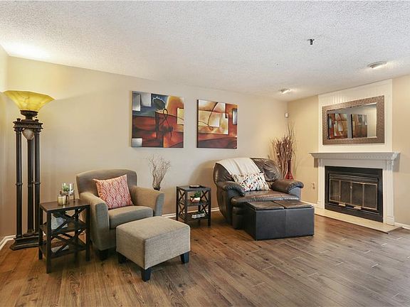 4th image of 30 Lakes Edge Dr SE #30
