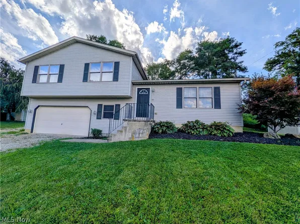 2555 Derick St, Wooster, OH 44691