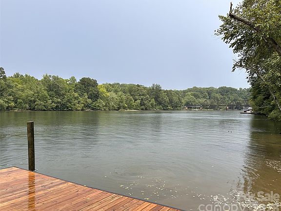 4th image of 1800 Hilferty Rd