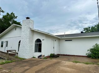 11817 Walters Rd, Bentonville, AR 72712