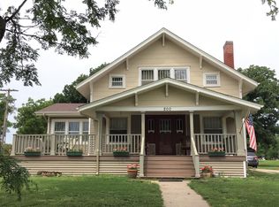 200 N Wilhelm Ave, Ellinwood, KS 67526