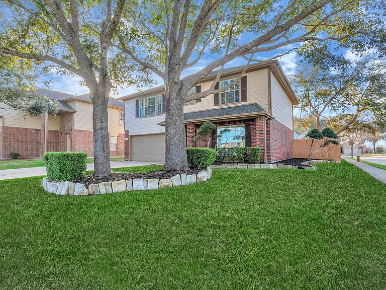21635 Sandystone Ln — Photo 38