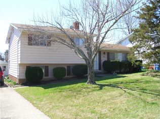 3161 Marda Dr, Parma, OH