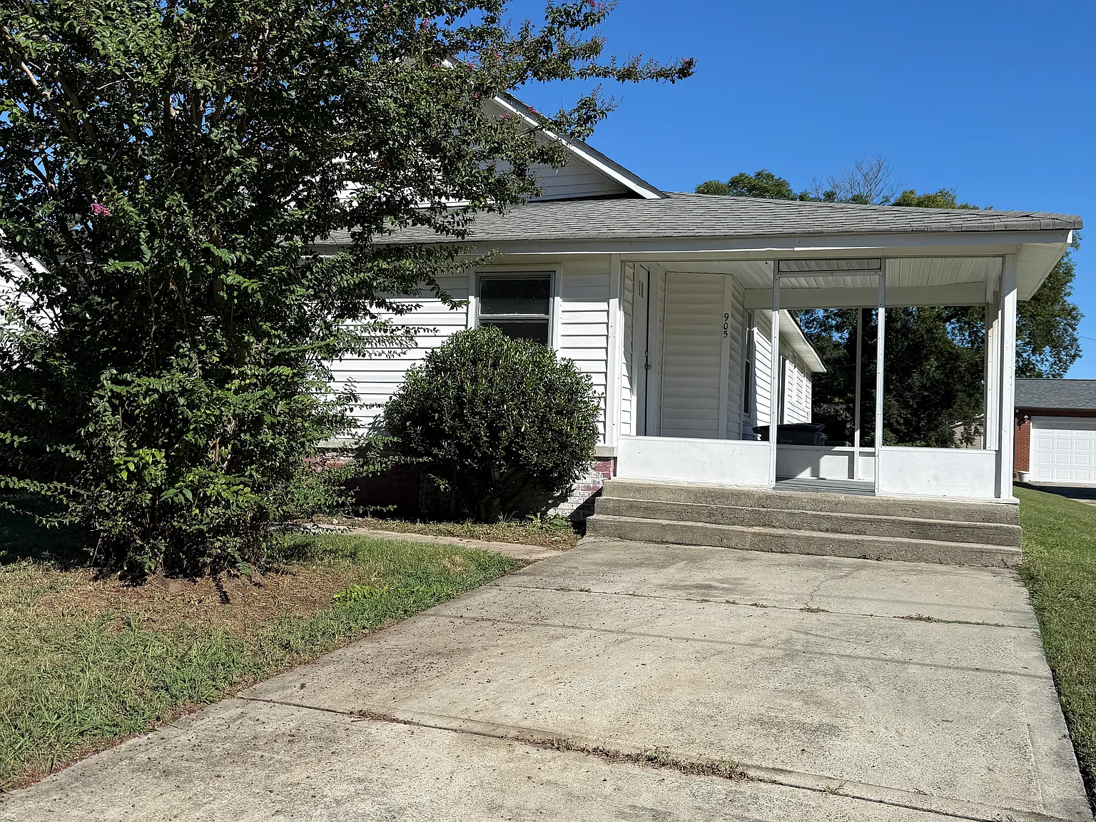 3 bed, 1260 sqft, $1,570 — Photo 2