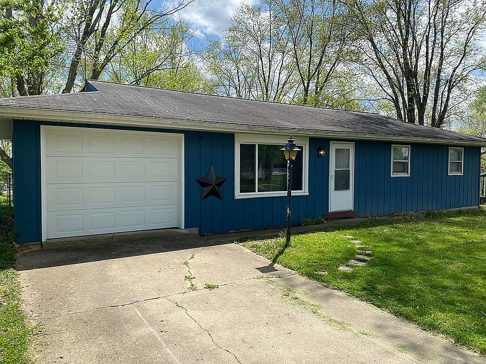 1st image of 1825 W Victor Heights Dr