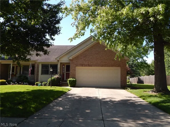 219 Bridgeport Dr, Elyria, OH 44035