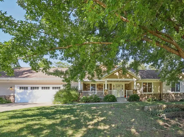7132 Hickory Run, Waunakee, WI 53597