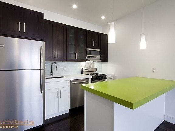 3rd image of 147 Rogers Ave APT 2F