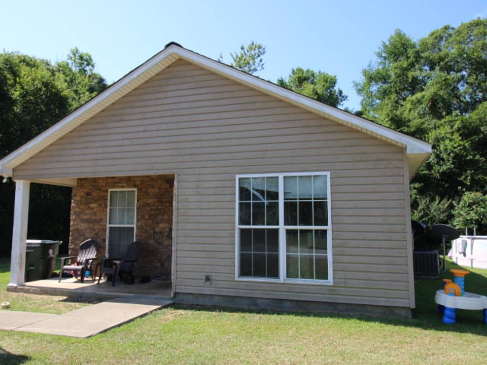1st image of 113 Twelve Oaks Ct