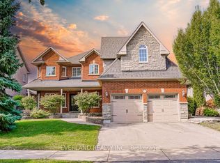 618 Foxcroft Blvd, Newmarket, ON L3X1N4