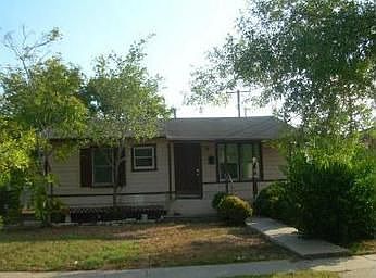 1st image of 1701 Karen Dr