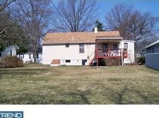 413 Clymer Ave, Morrisville, PA