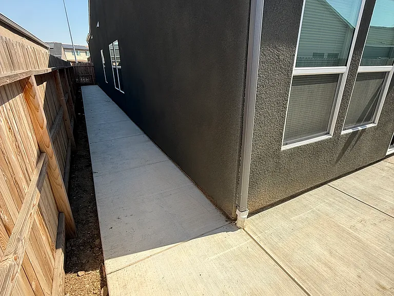 2815 N Janice Ave — Photo 10