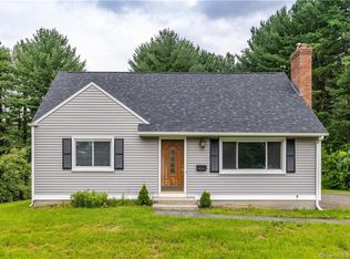 13 Peggy Ln, Enfield, CT 06082