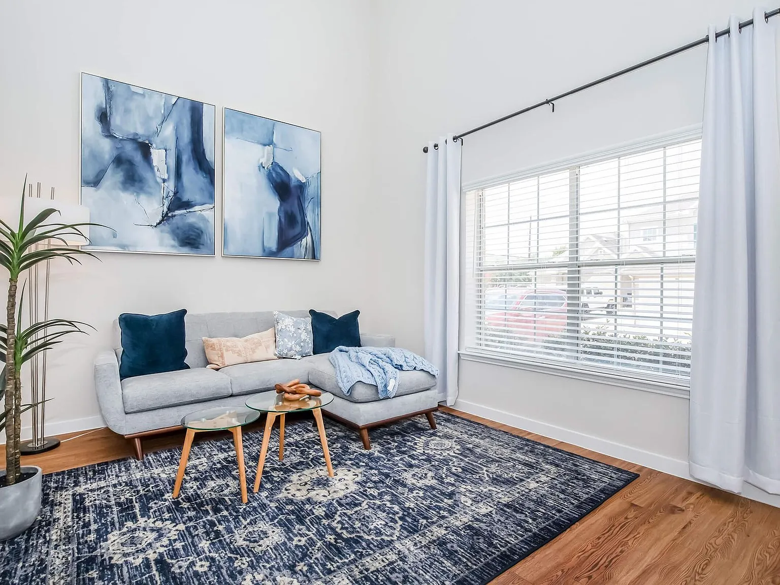 Town Park Townhomes — Photo 4