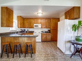 305 G St, Ramona, CA 92065
