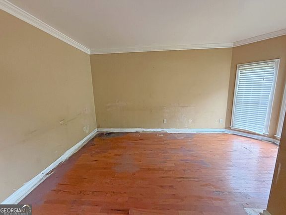 5th image of 6557 Norcliffe Dr
