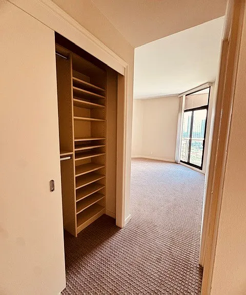 The Parklane — Photo 25