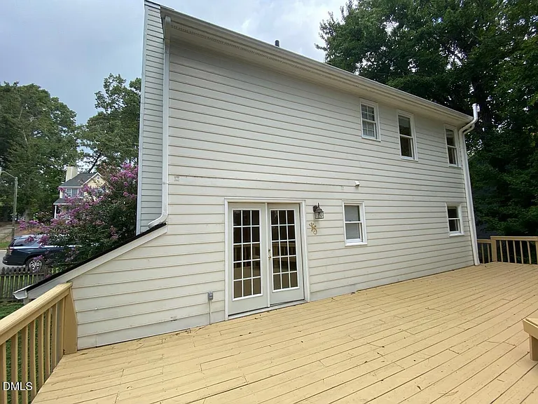 1704 Kingston Heath Way — Photo 23