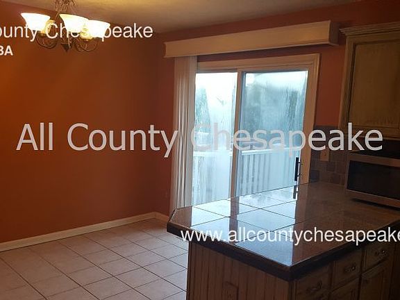 3rd image of 261 Spencer Cir