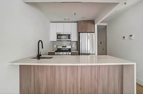 Rented by EXR | media 14