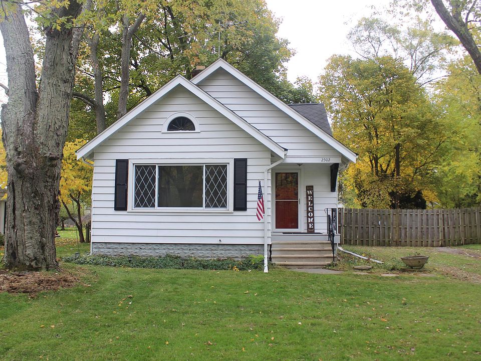 1st image of 2502 Brook Dr