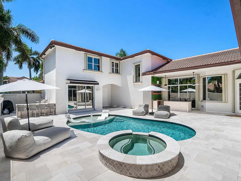 18715 Ocean Mist Dr