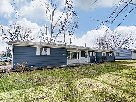 3rd image of 2820 Garden Park Dr