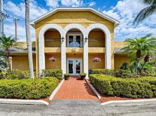 1841 Parakeet Way, Sarasota, FL 34232