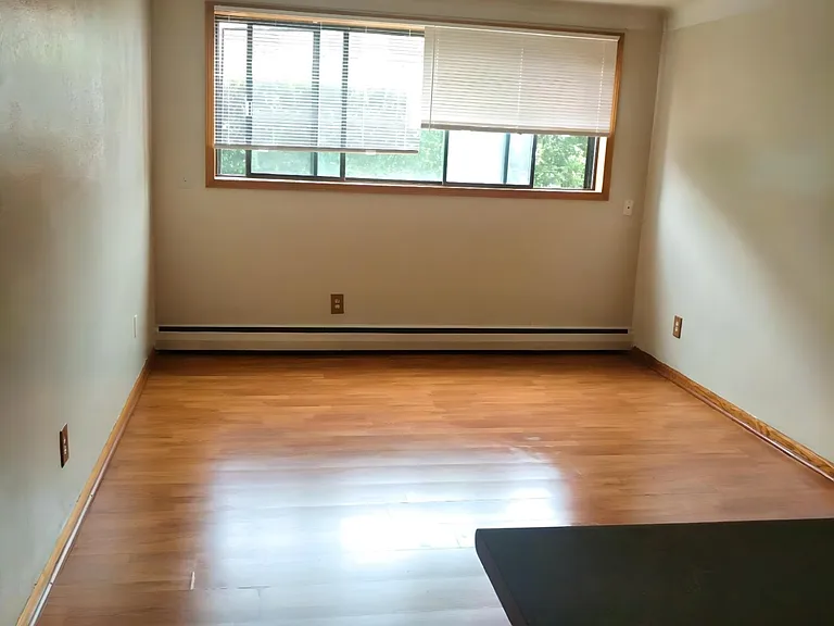 Twin Pines Apartments — Photo 48
