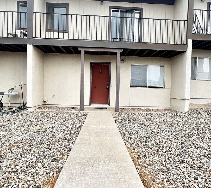 1st image of 4151 Calle Ladero APT B