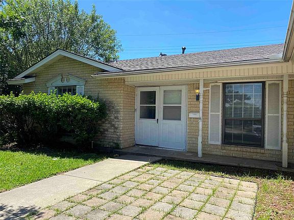 3rd image of 3613 Yellowstone Ct