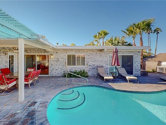 Outdoor shaded dining and multiple sunny patios