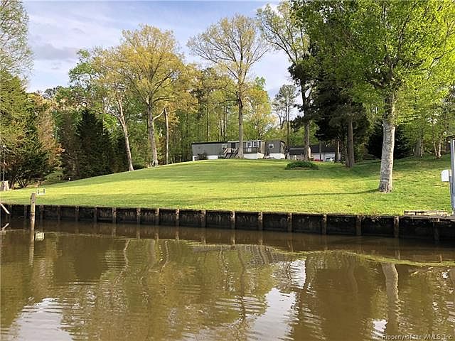 2nd image of 5028 River Dr