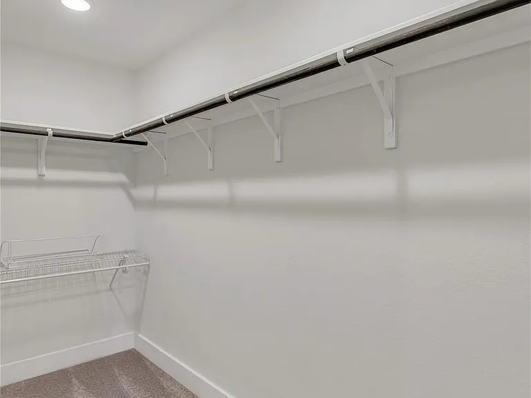 15607 Ellinger Dr — Photo 21