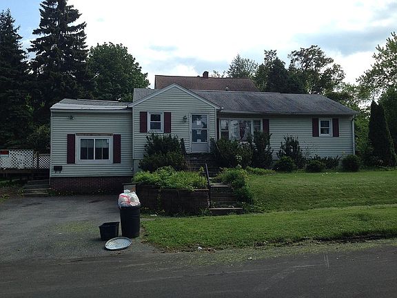 2nd image of 400 Fayette Blvd