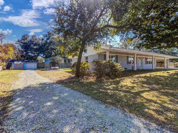 301 E 1st St, Long Beach, MS 39560