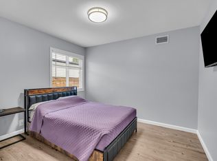 2433 Hansen Ct, Simi Valley, CA 93065