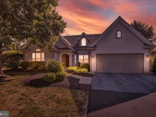 219 Sanibel Ln, Reading, PA 19610