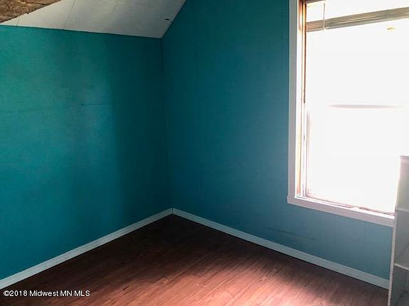 5th image of 312 E Park St