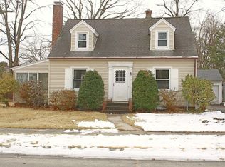 15 Hazen St, Springfield, MA 01119