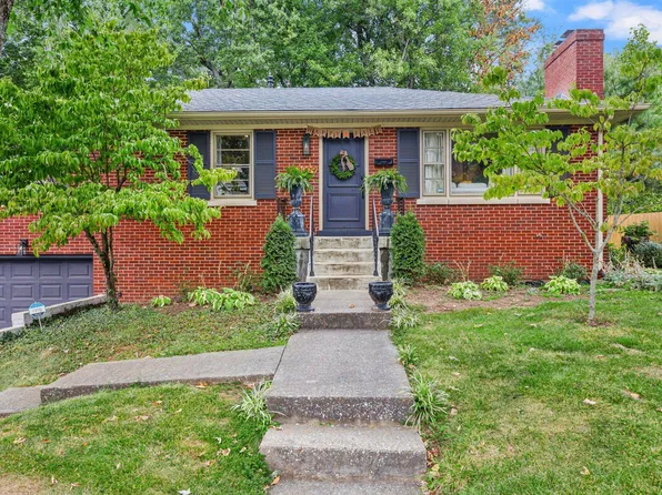 3009 Stanford Dr, Lexington, KY 40517