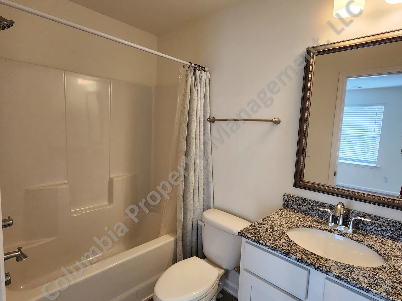 2 bed, 2.5 bath, 1120 sqft, $1,795 — Photo 4