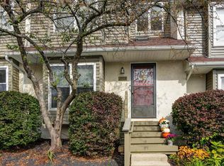 2904 Trinity Ct, Chester Springs, PA 19425